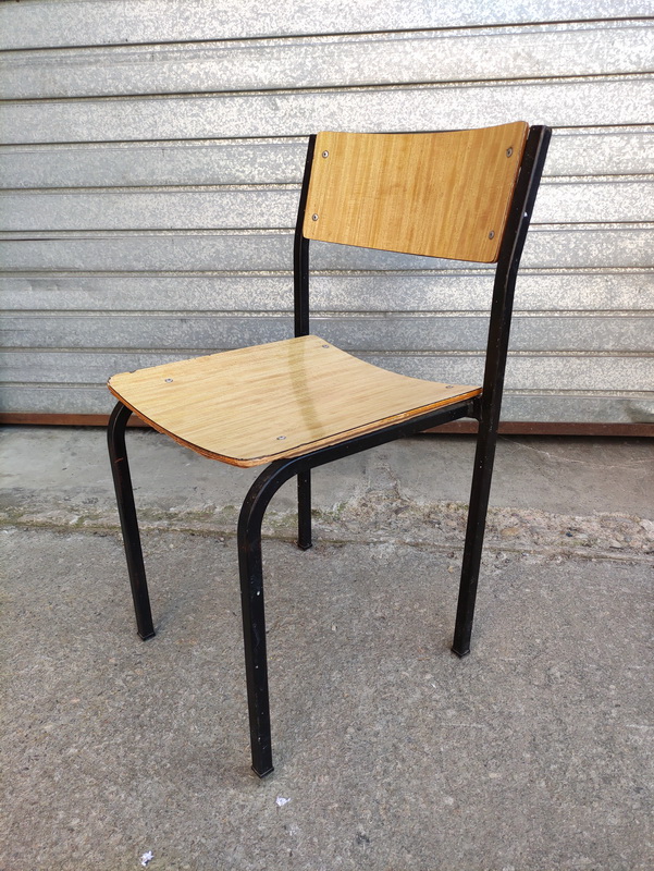 silla escolar metal formica 44-75.5x42.5x42.5 27u